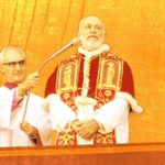 ‘Yeni Papa’ Meta Alır ve John Malkovich'i Açar–Şekilli Pandora'nın Kutusu