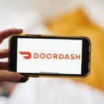 Empresa de entrega de alimentos DoorDash anuncia medidas para aliviar os temores do coronavírus