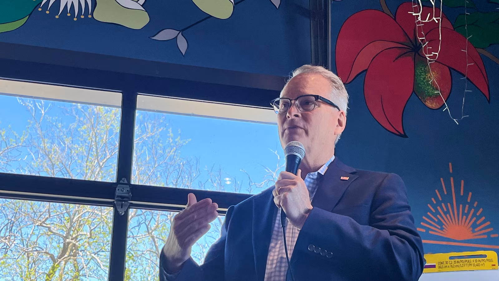 The pastor of the nation’s largest Methodist church is operating for the US Senate in Kansas