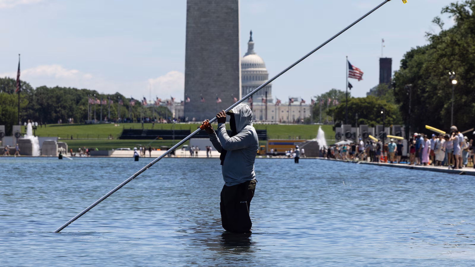 Trump says a number of folks arrested over alleged vandalism at Lincoln Memorial Reflecting Pool