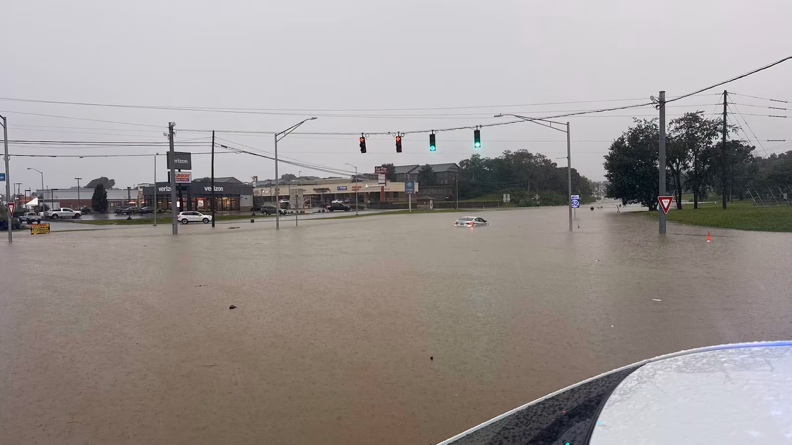 4 useless in Kentucky flooding, state of emergency declared: Governor