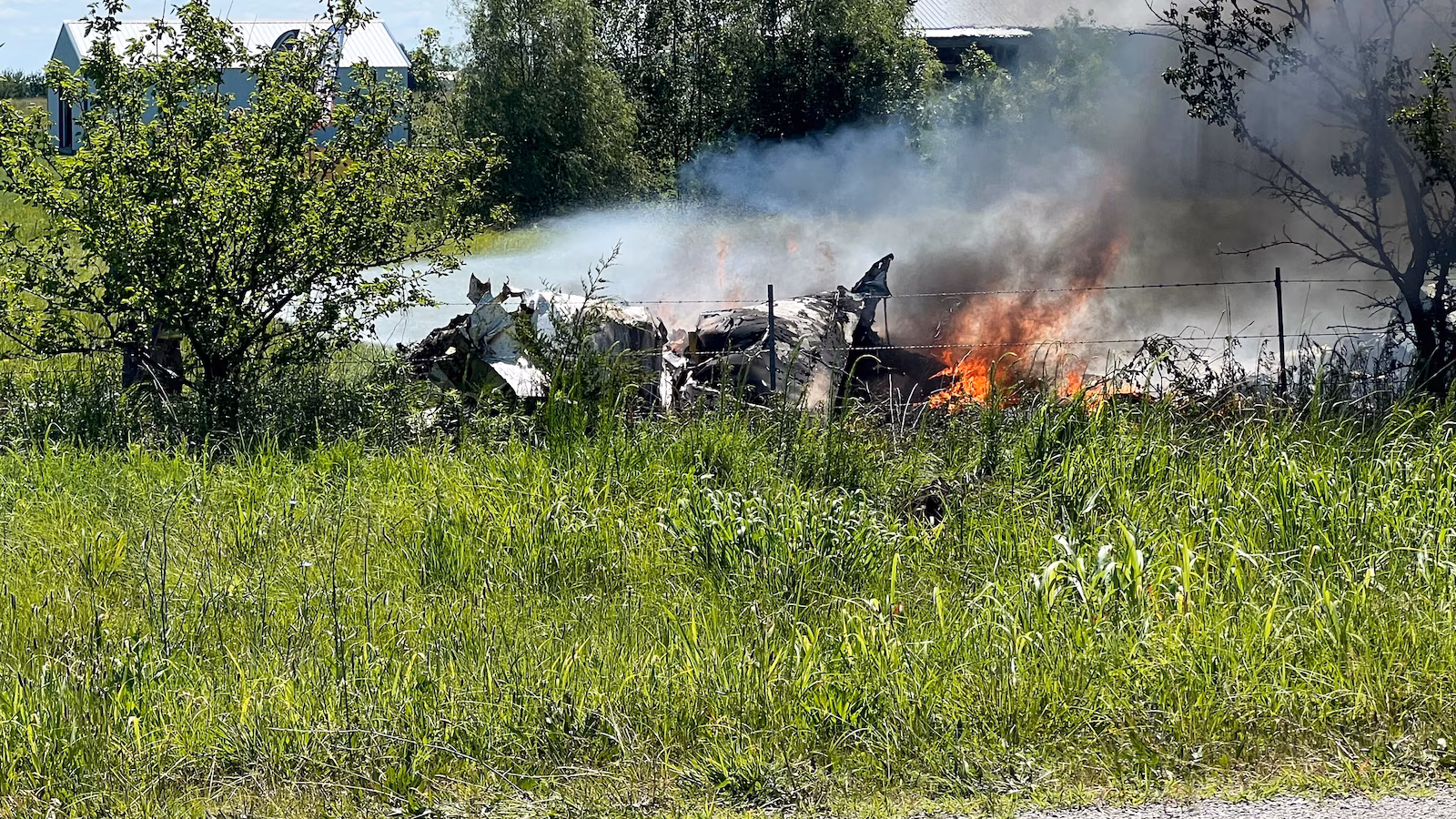 12 lifeless in crash of aircraft on skydiving outing in Missouri, authorities say