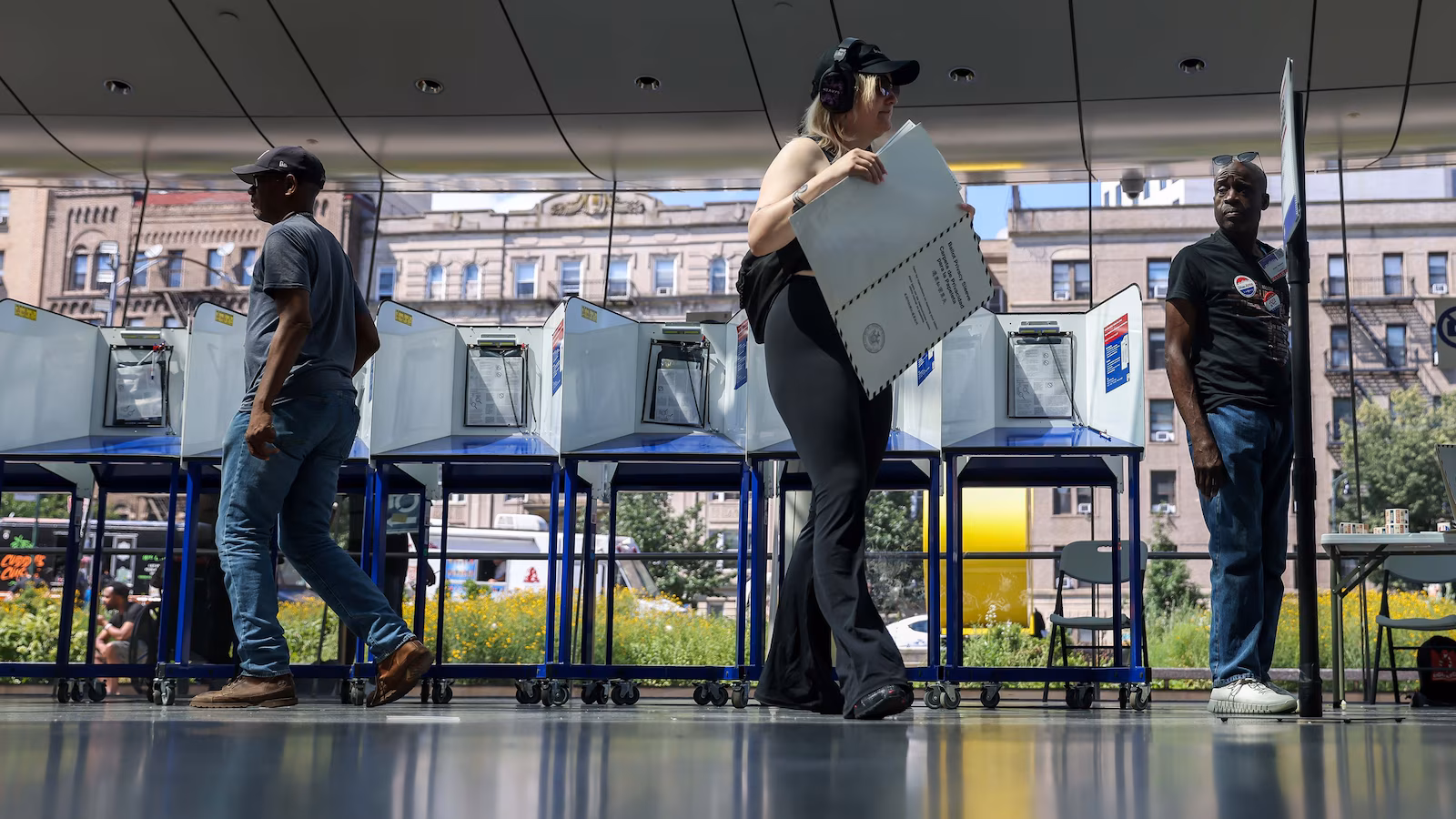 Forward of midterms, DOJ warns state officers of ‘potential felony penalties’ over noncitizen voting