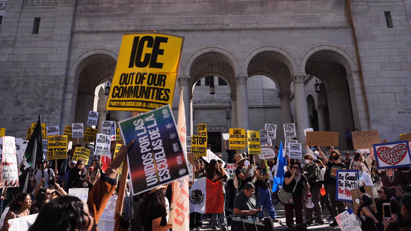 Federal choose restricts warrantless immigration arrests in Southern California
