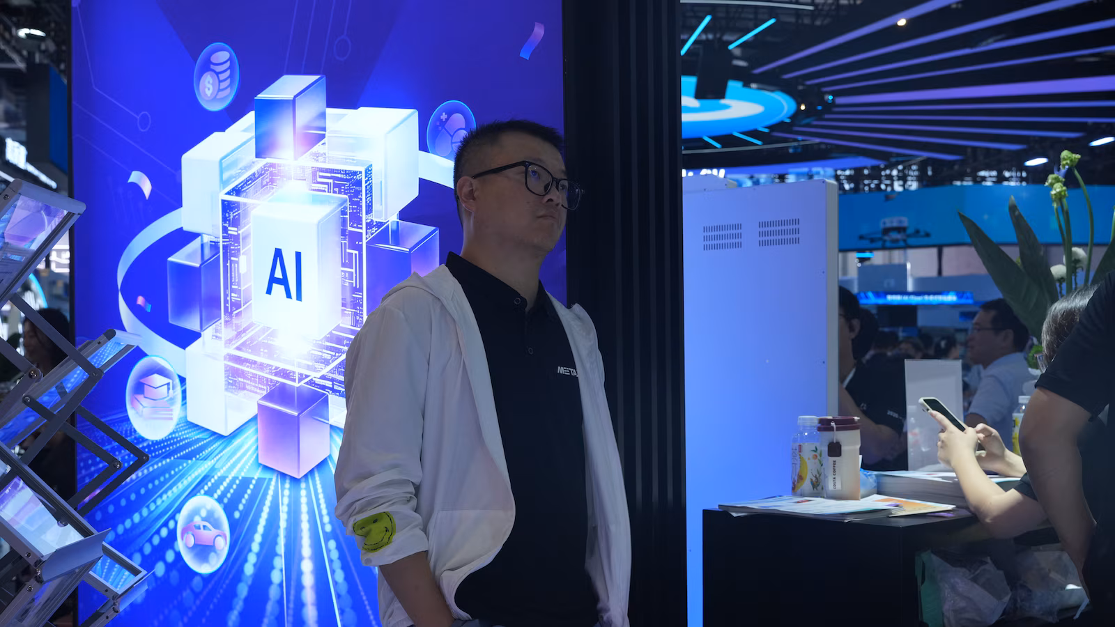 A worldwide AI security technique relies on US-China cooperation. They every see the opposite as the issue
