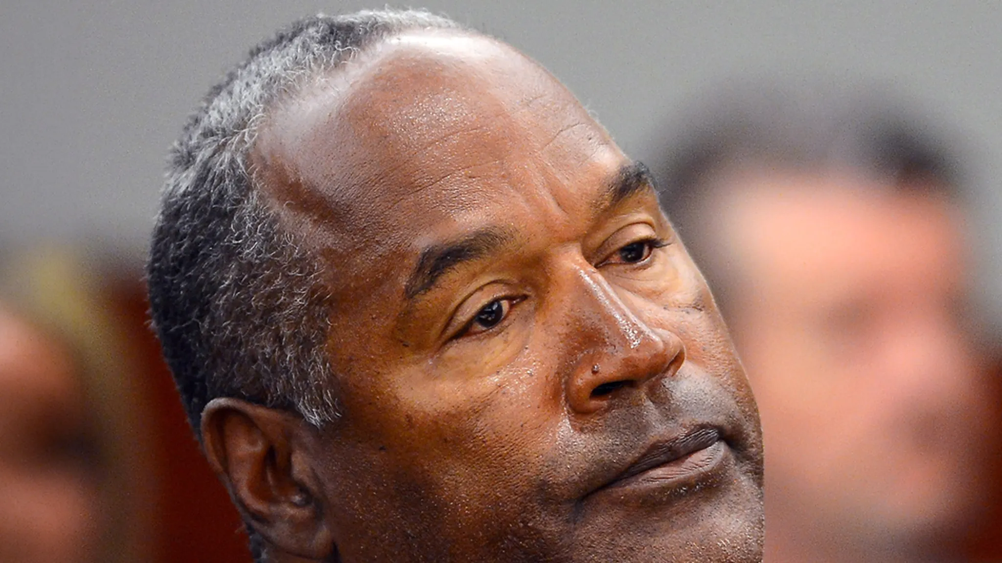O.J. Might Have Had Confederate Hiding Knife, Bloody Garments