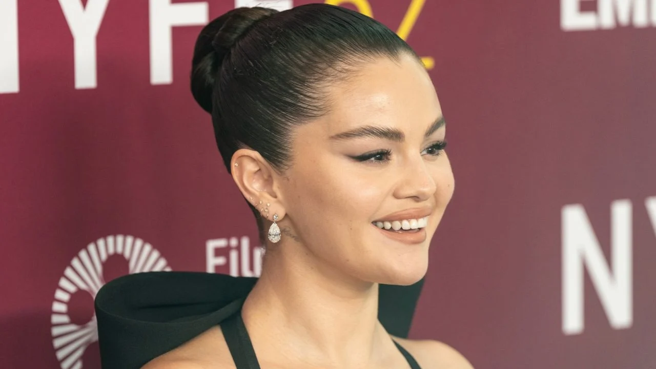 Selena Gomez Says She Stop Vaping however Can’t Change Her Voice Again: ‘Simply Don’t Pay attention’ If You Don’t Like It